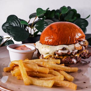 SMASH FUNGUS BURGER