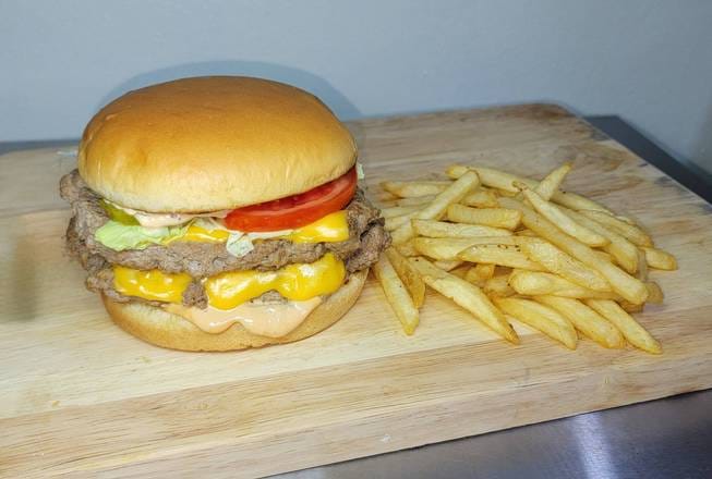 Classic heavy burger